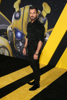 Justin Theroux Longsleeve T-shirt #3802120