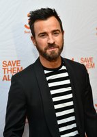 Justin Theroux Longsleeve T-shirt #3856154