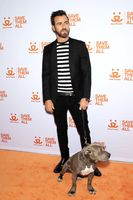 Justin Theroux Longsleeve T-shirt #3856174