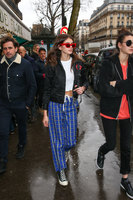 Kaia Gerber Sweatshirt #2985800