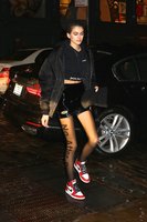 Kaia Gerber Longsleeve T-shirt #3063276