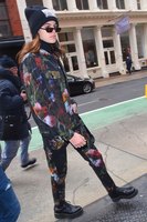 Kaia Gerber mug #G1305383
