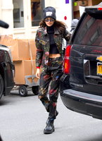 Kaia Gerber Sweatshirt #3063340