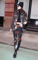 Kaia Gerber Longsleeve T-shirt #3063341