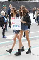 Kaia Gerber Sweatshirt #3193018