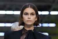 Kaia Gerber Sweatshirt #3886079