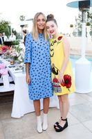 Kaitlyn Dever mug #G1562373