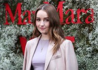 Kaitlyn Dever Tank Top #3890291