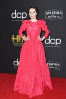 Kaitlyn Dever longsleeve t-shirt #3913103