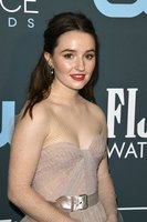 Kaitlyn Dever mug #G2553459