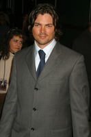 Karl Urban t-shirt #2221035