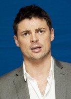 Karl Urban t-shirt #2311369