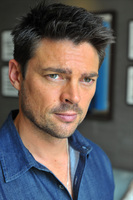 Karl Urban magic mug #G676561