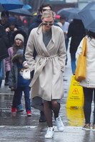 Karlie Kloss longsleeve t-shirt #3073694