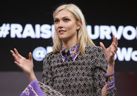 Karlie Kloss tote bag #G1343443