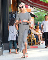 Karlie Kloss t-shirt #3302667