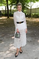 Karlie Kloss t-shirt #3747077