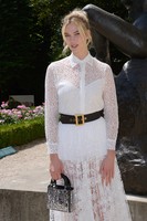 Karlie Kloss t-shirt #3770544