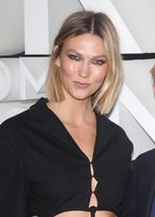 Karlie Kloss t-shirt #3917237