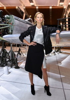 Karolina Kurkova t-shirt #3797359