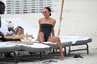 Karrueche Longsleeve T-shirt #3237602