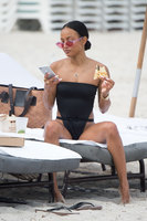 Karrueche Longsleeve T-shirt #3237979