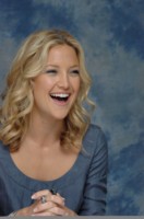 Kate Hudson longsleeve t-shirt #1463191