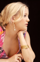 Kate Hudson longsleeve t-shirt #2391011