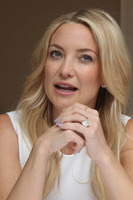 Kate Hudson Sweatshirt #2468906
