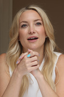 Kate Hudson Sweatshirt #2468916