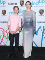 Kate Hudson longsleeve t-shirt #2863751