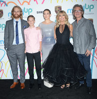 Kate Hudson longsleeve t-shirt #2863755