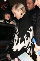 Kate Hudson Sweatshirt #3072296