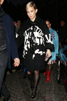 Kate Hudson Sweatshirt #3072297