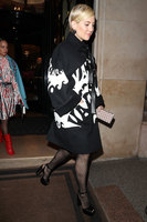 Kate Hudson Sweatshirt #3072310