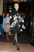 Kate Hudson Sweatshirt #3072312
