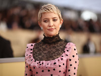 Kate Hudson Sweatshirt #3199937