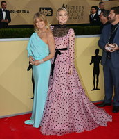 Kate Hudson longsleeve t-shirt #3200097