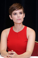 Kate Mara longsleeve t-shirt #2524560