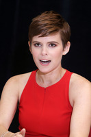 Kate Mara longsleeve t-shirt #2524565