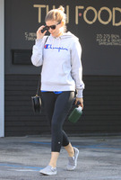 Kate Mara longsleeve t-shirt #2782247