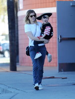 Kate Mara mug #G1024375