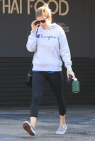 Kate Mara longsleeve t-shirt #2782288