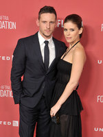 Kate Mara longsleeve t-shirt #2837208