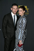 Kate Mara longsleeve t-shirt #2837215