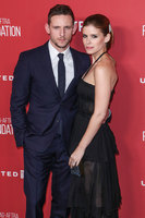 Kate Mara longsleeve t-shirt #2837253