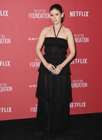 Kate Mara longsleeve t-shirt #2837271