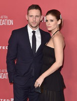 Kate Mara longsleeve t-shirt #2837290