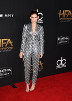 Kate Mara longsleeve t-shirt #2837413