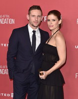 Kate Mara longsleeve t-shirt #2837415